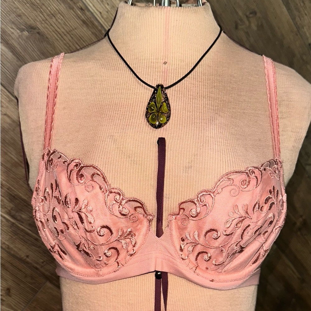 Victoria's Secret Pink Lace Bra